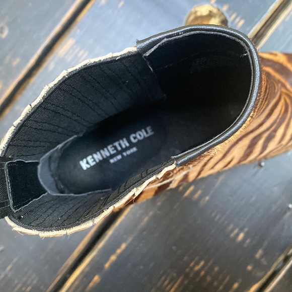 Kenneth Cole Animal Print Fur Heeled Ankle Boots - Picture 5 of 13